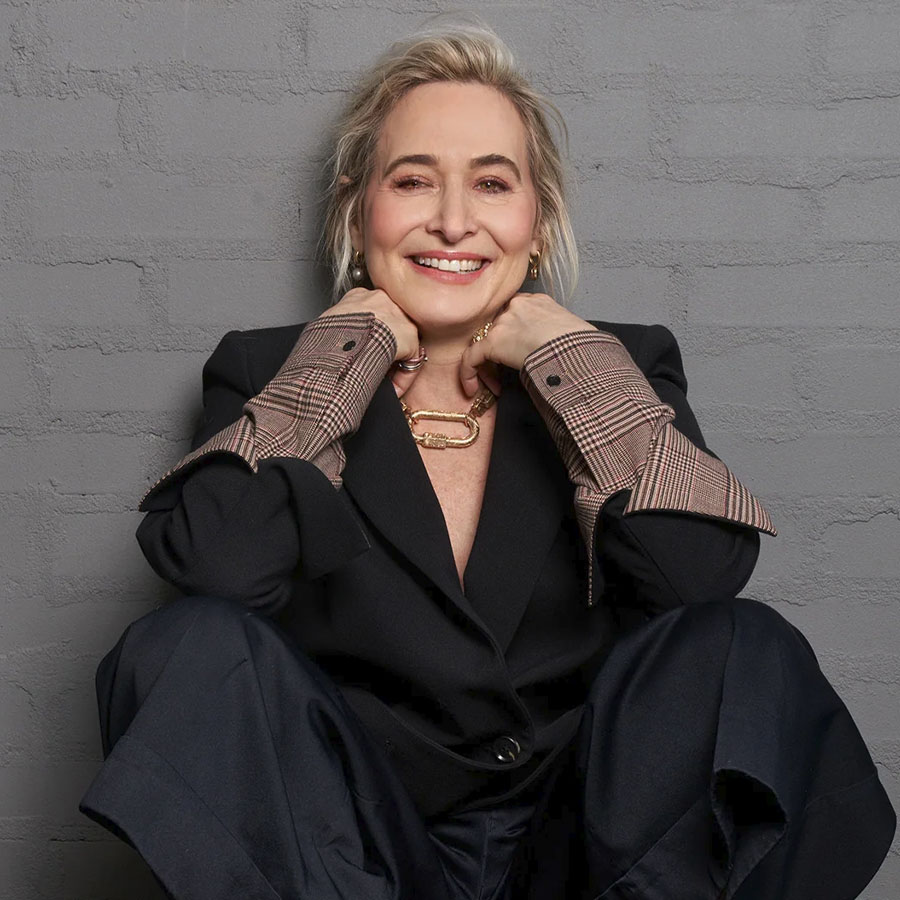 Banner 1 - MEET THE DESIGNER